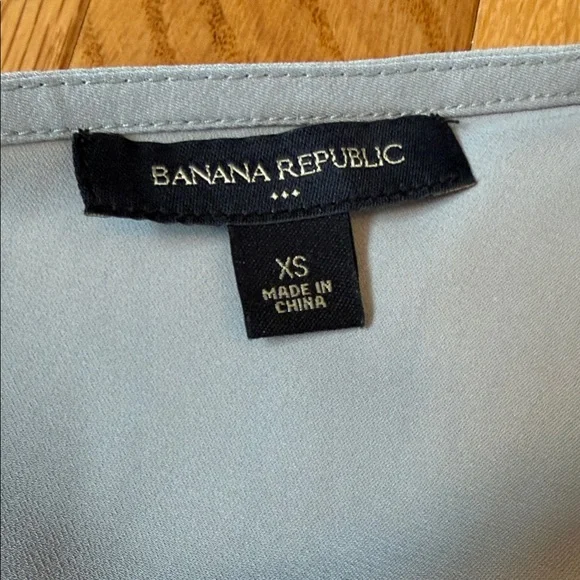 Banana Republic Gray One-Shoulder Top - Picture 4 of 5